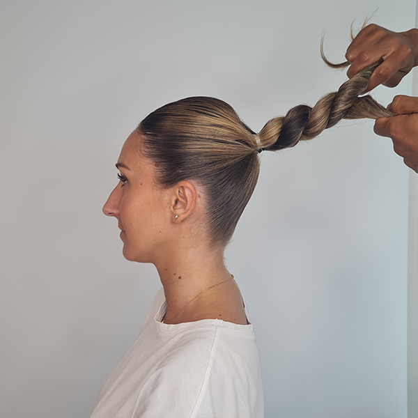 On créé une vanille qu'on fixe avec un élastique